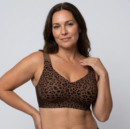 Le soutien-gorge sans armatures qui maintient, galbe et soulage et embellit enfin les poitrines généreuses.